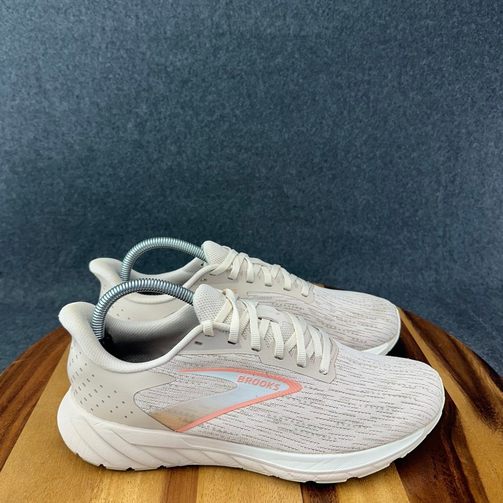 Brooks Anthem 7 Womens 9B Running Shoes Beige Pink Mesh Sneakers 1204281B273